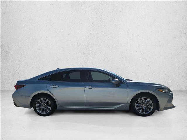 Certified 2021 Toyota Avalon XLE FWD image 4