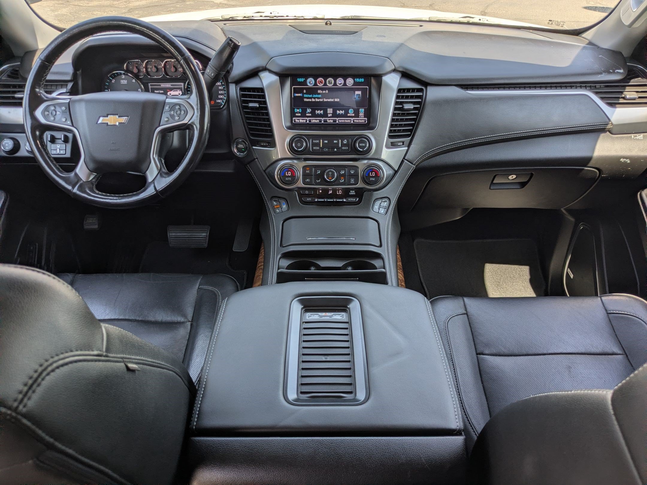 Used 2020 Chevrolet Tahoe Premier AWD/4WD image 31