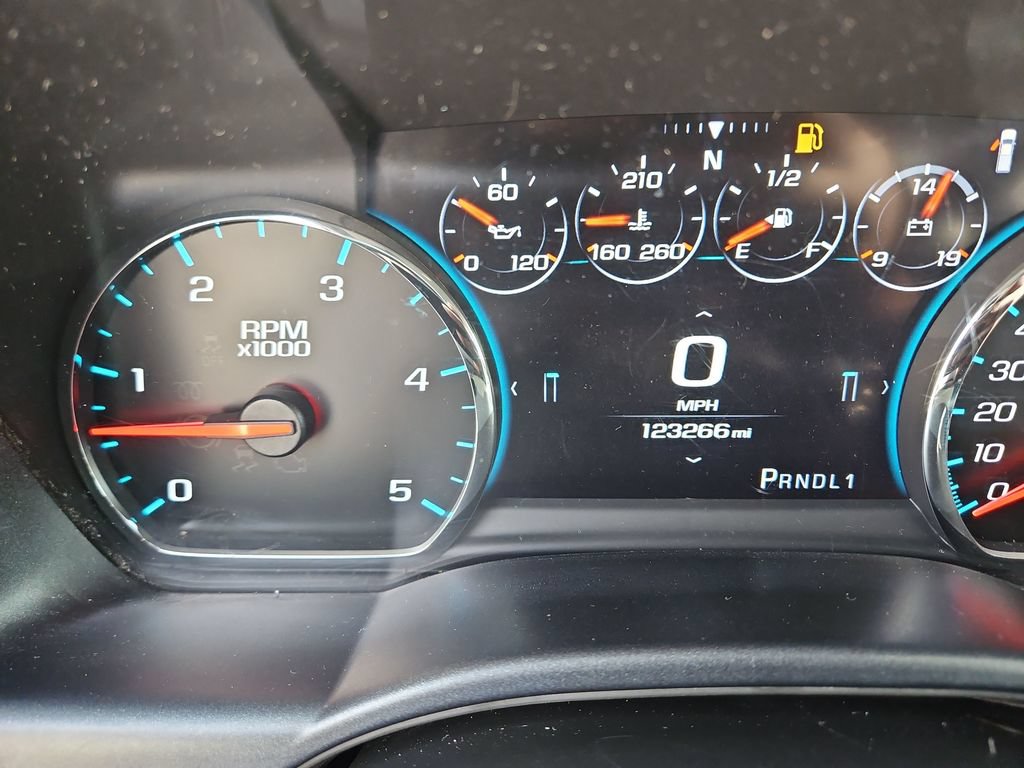 Used 2018 GMC Sierra 2500 Denali w/ Duramax Plus Package AWD/4WD image 17
