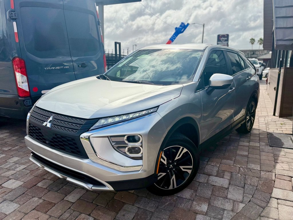 Used 2026 Mitsubishi Eclipse Cross SE AWD/4WD image 1
