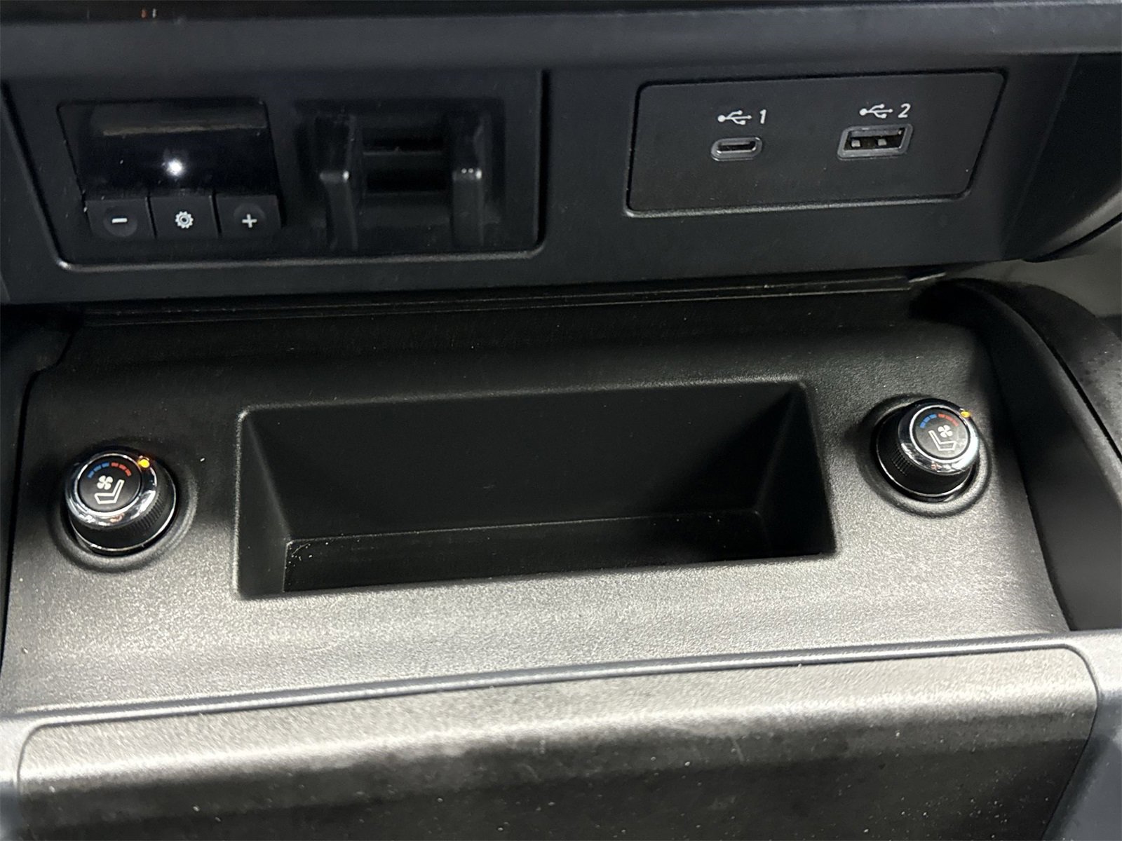 Used 2020 Nissan Titan PRO-4X w/ Pro-4x Convenience Package image 31