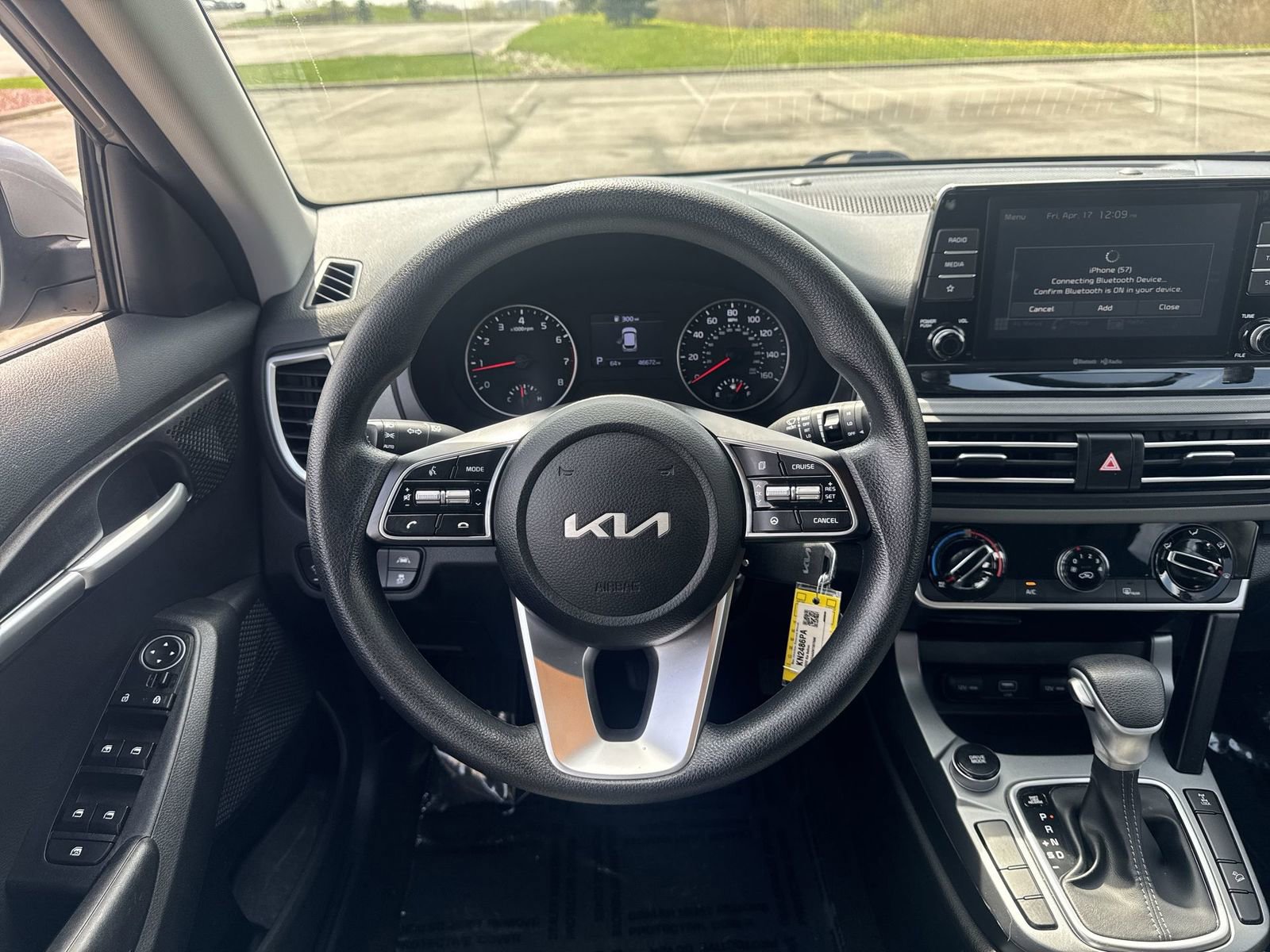 Used 2022 Kia Seltos LX image 18
