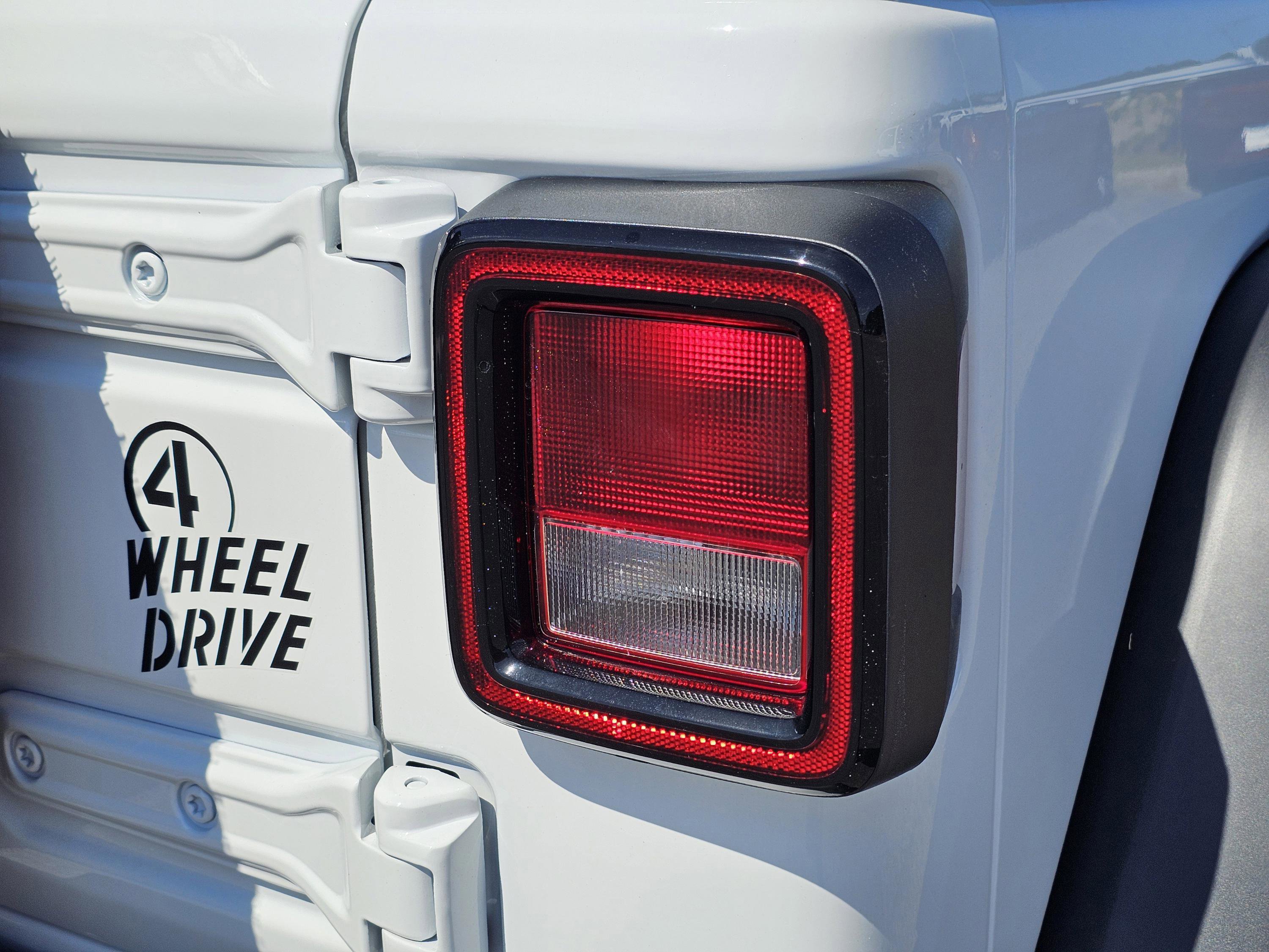 New 2025 Jeep Wrangler Unlimited Sport image 10