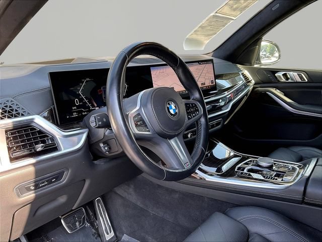 Used 2024 BMW X7 xDrive40i w/ M Sport Package AWD/4WD image 18