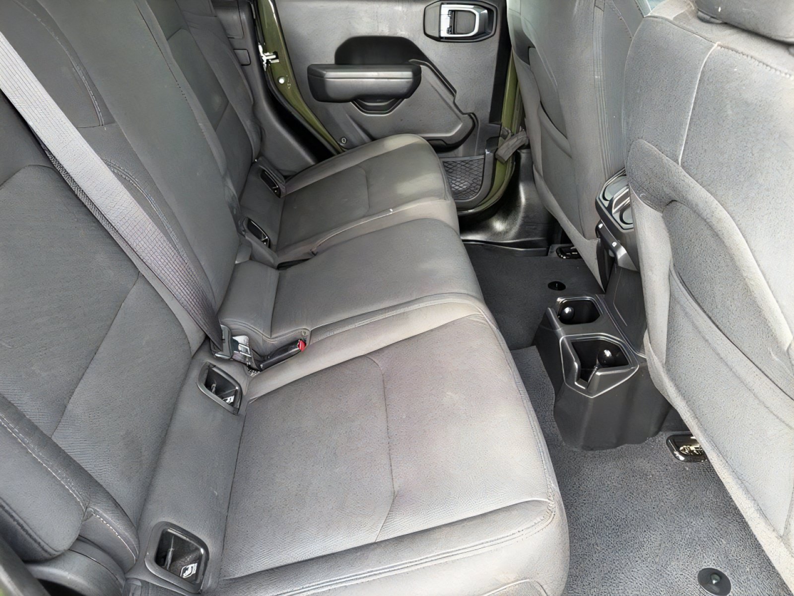 Used 2022 Jeep Gladiator Sport AWD/4WD image 11