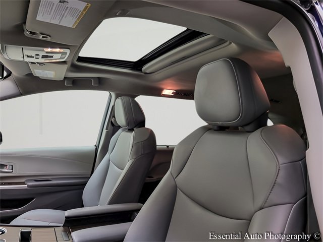 Certified 2024 Toyota Sienna XLE image 10
