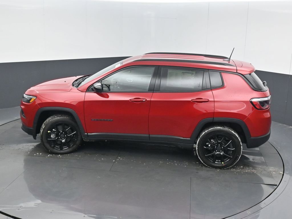 New 2026 Jeep Compass Latitude image 41