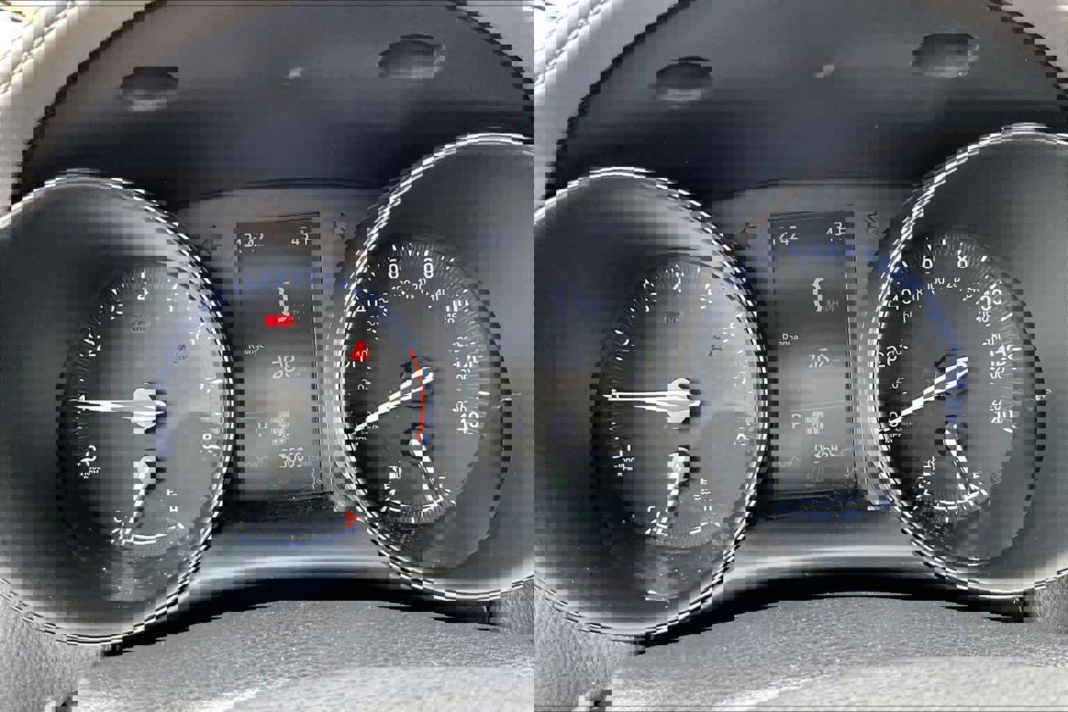 Used 2021 Toyota C-HR Limited image 25