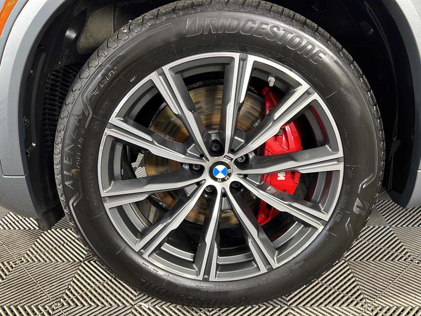 Certified 2024 BMW X5 xDrive40i w/ M Sport Package AWD/4WD image 15
