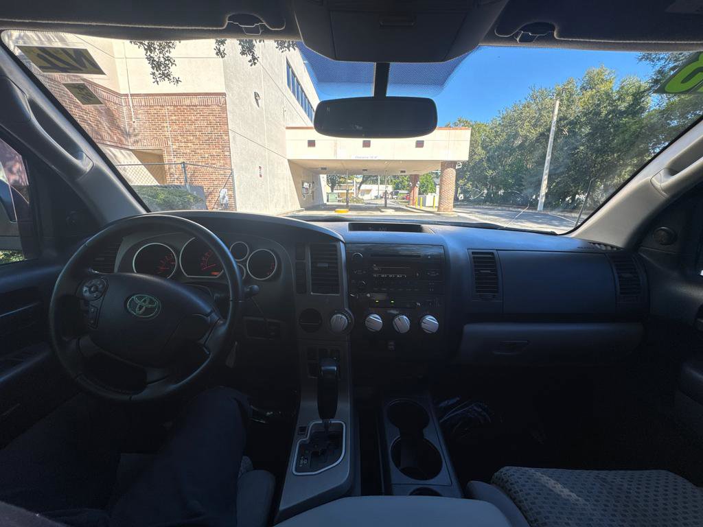 Used 2013 Toyota Tundra Base image 16