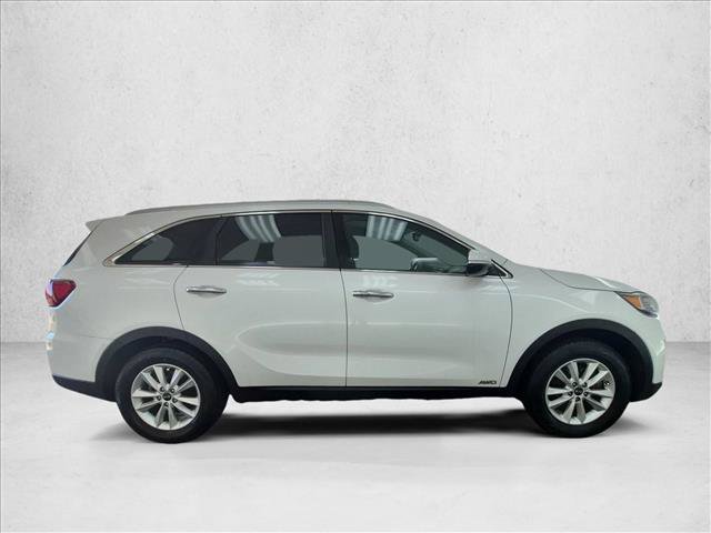 Used 2019 Kia Sorento AWD w/ LX Convenience Package image 4