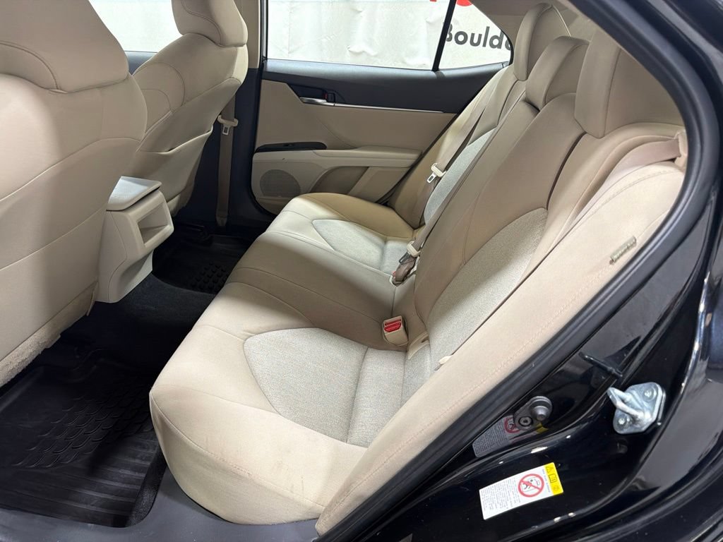 Used 2018 Toyota Camry LE w/ Convenience Package FWD image 18