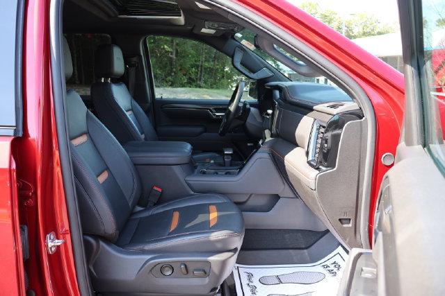 Used 2025 GMC Sierra 1500 AT4 w/ AT4 Premium Package AWD/4WD image 27