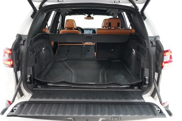 Used 2020 BMW X5 xDrive40i w/ Premium Package AWD/4WD image 35