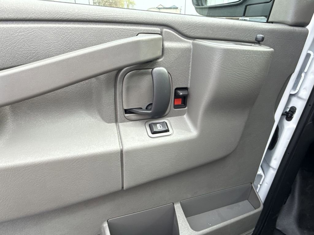 New 2026 GMC Savana 3500 Extended w/ Driver Convenience Package RWD image 14