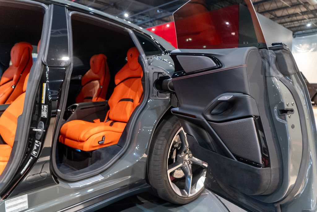 Certified 2025 Ferrari Purosangue AWD/4WD image 36