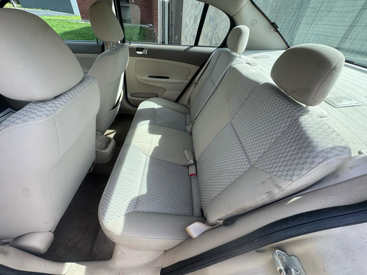 Used 2005 Chevrolet Cobalt LS FWD image 15