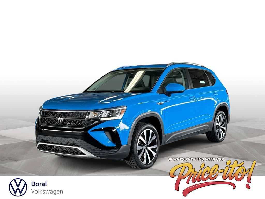 Used 2023 Volkswagen Taos SE w/ Panoramic Sunroof Package FWD image 1