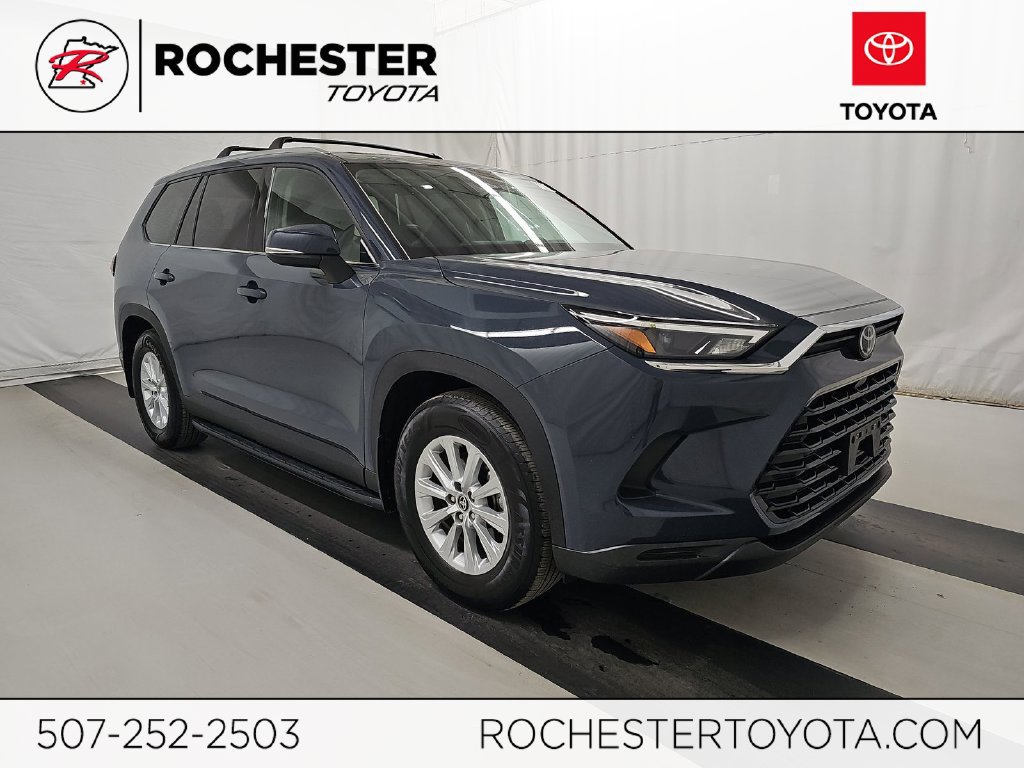 Used 2024 Toyota Grand Highlander AWD image 1