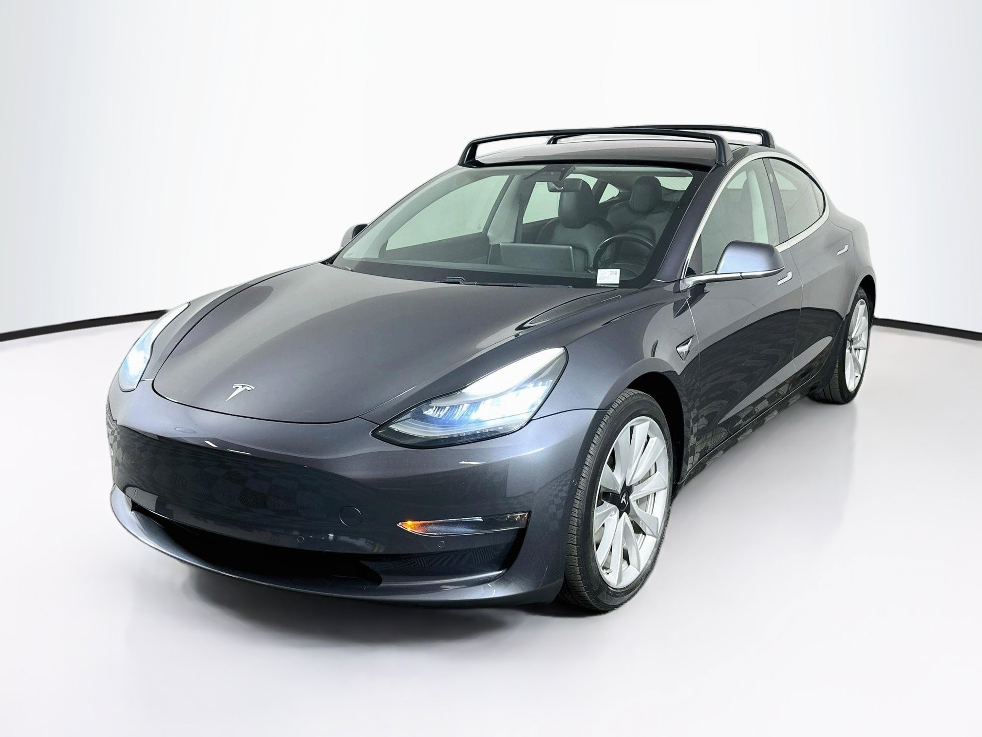 Used 2019 Tesla Model 3 Standard Range Plus RWD image 3