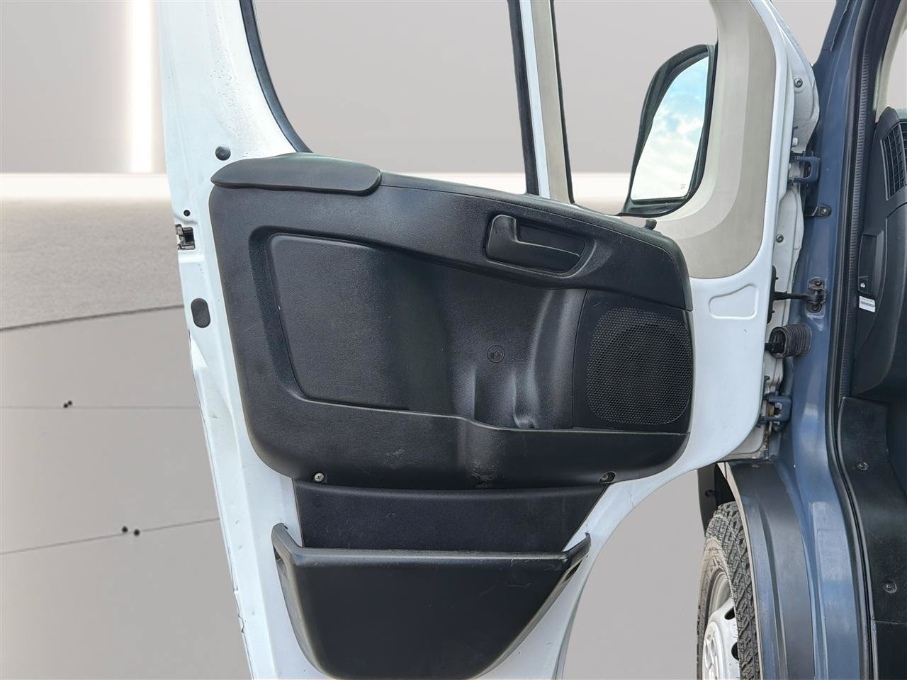 Used 2018 RAM ProMaster 2500 FWD image 14