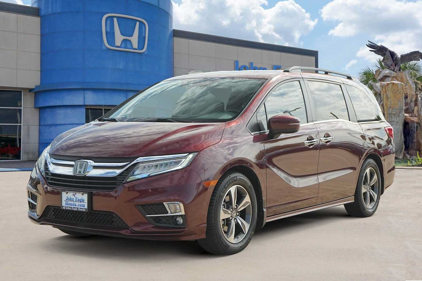 Used 2020 Honda Odyssey Touring image 1