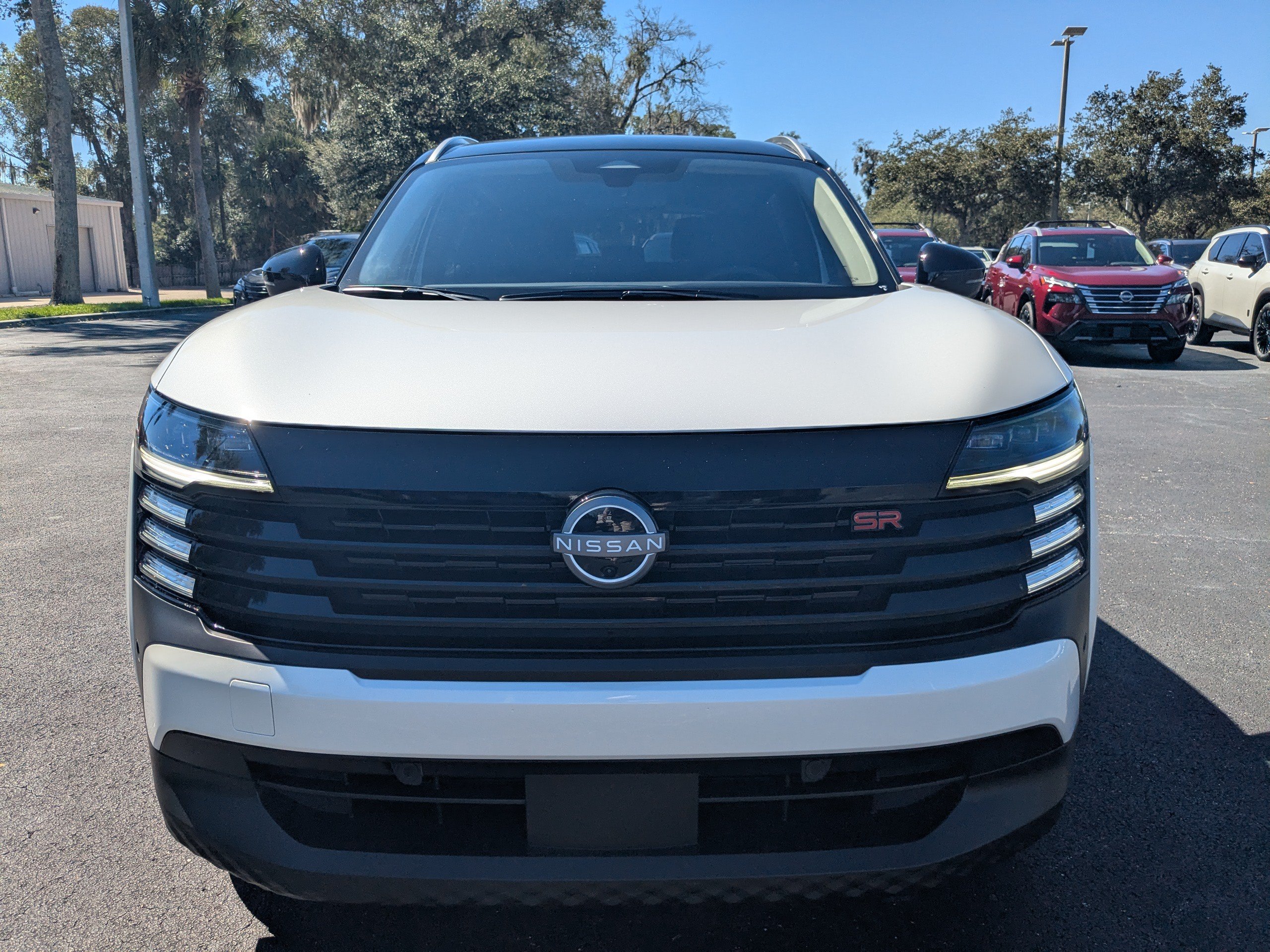 New 2027 Nissan Kicks SR FWD image 9