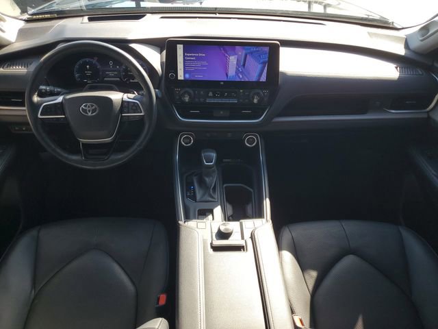 Used 2024 Toyota Grand Highlander Platinum image 27