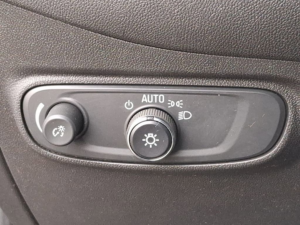 Used 2022 Chevrolet Equinox LT image 23