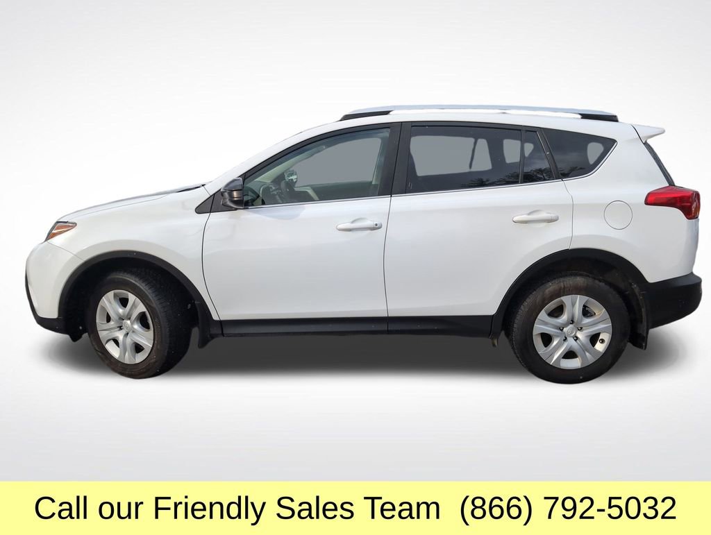 Used 2015 Toyota RAV4 LE video 2