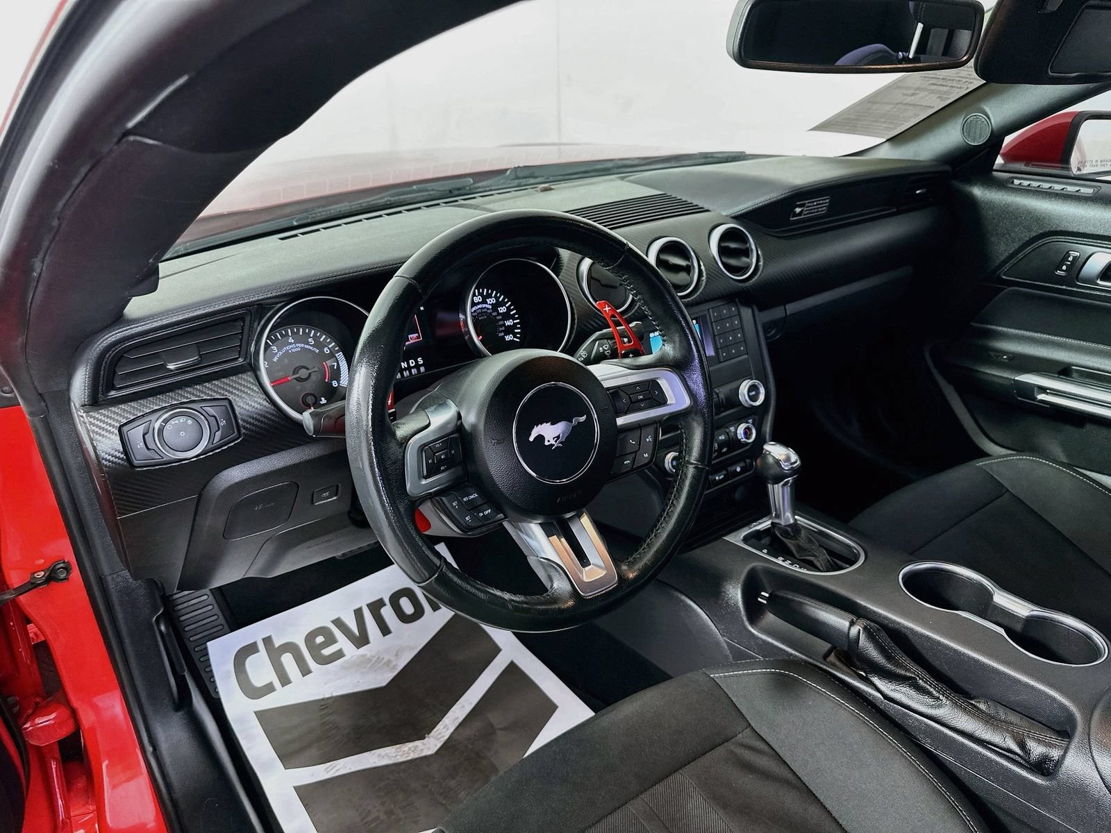 Used 2020 Ford Mustang Coupe RWD image 9
