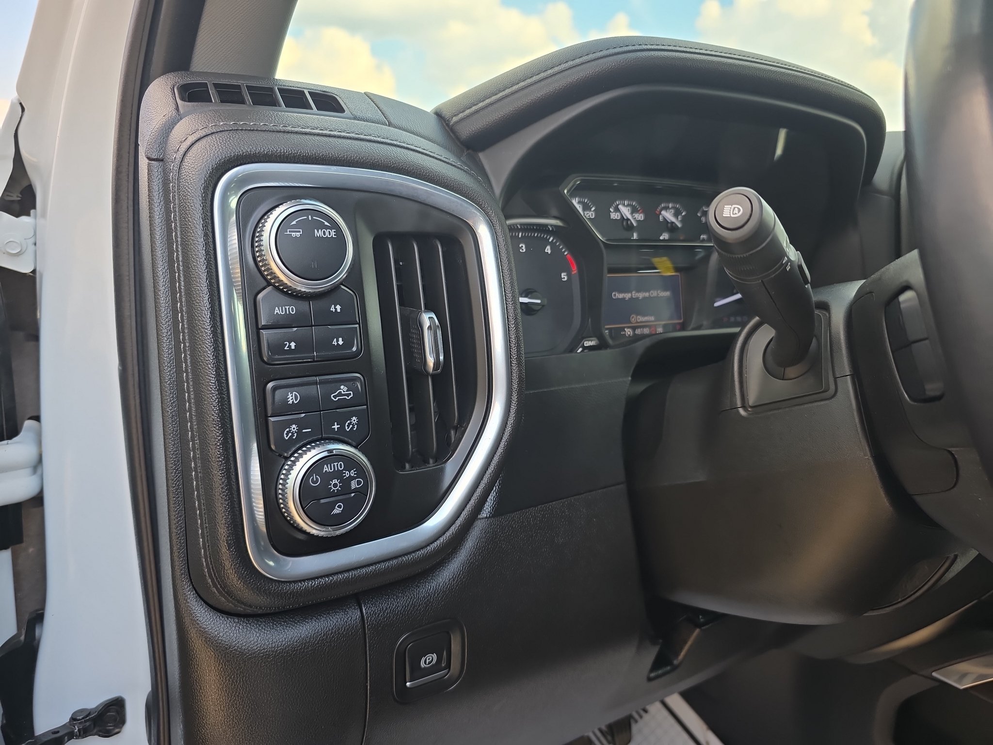 Used 2021 GMC Sierra 2500 SLT w/ Texas SLT Premium Package AWD/4WD image 13