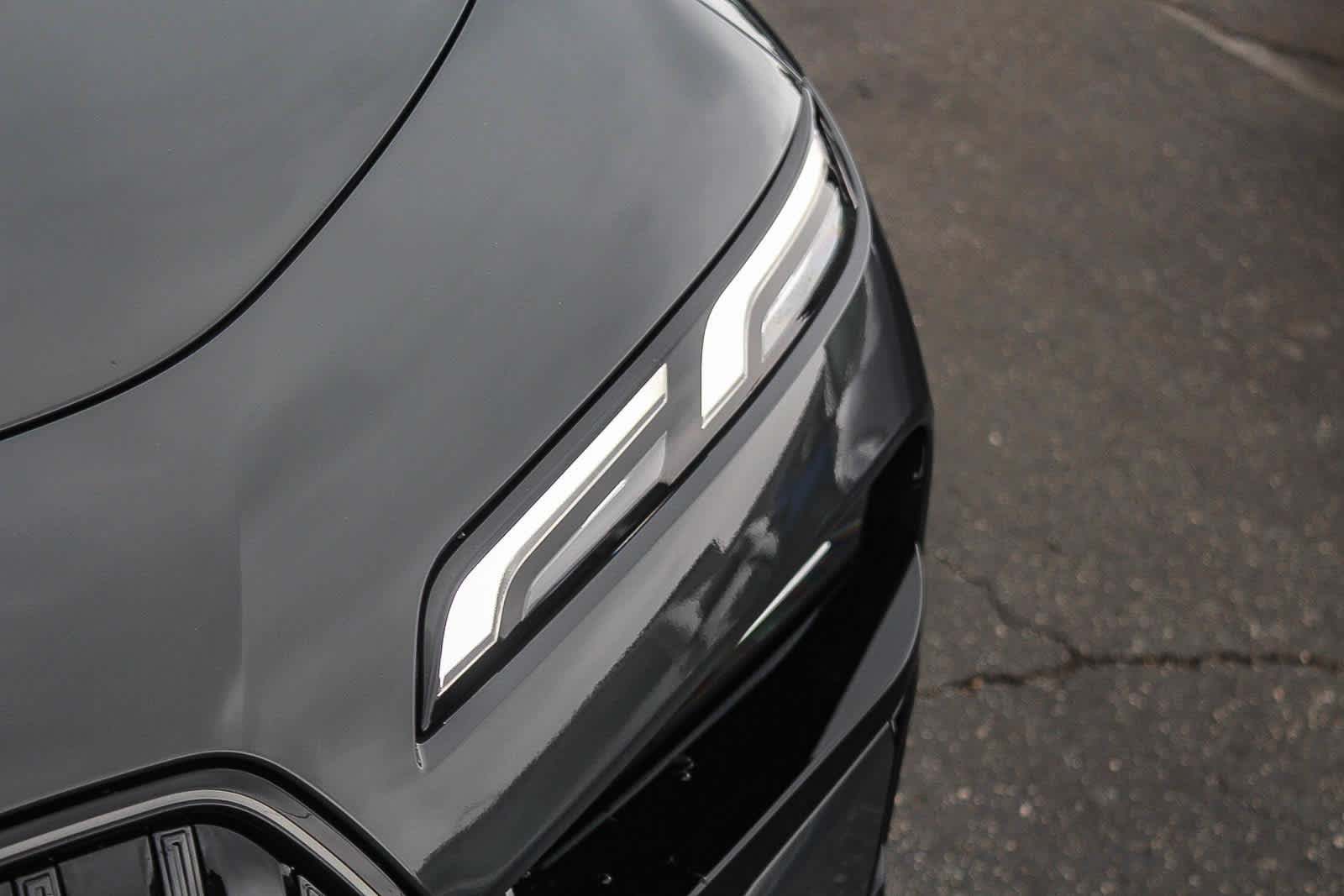 New 2026 BMW 740i w/ Premium Package image 10