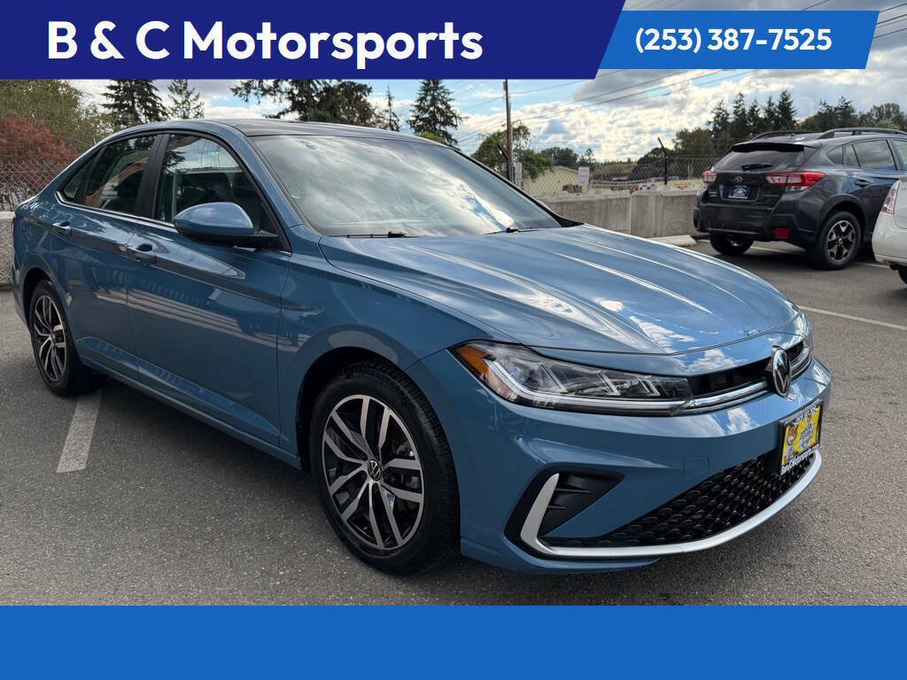 Used 2025 Volkswagen Jetta SE