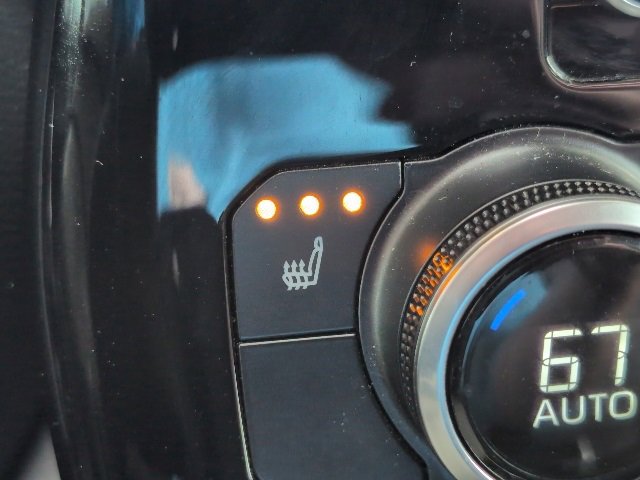 Certified 2024 Toyota Highlander XLE image 33