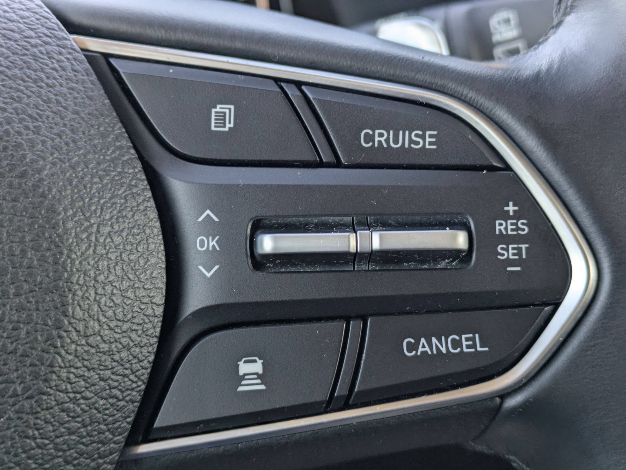 Used 2021 Hyundai Palisade Limited w/ Winter Package AWD/4WD image 15