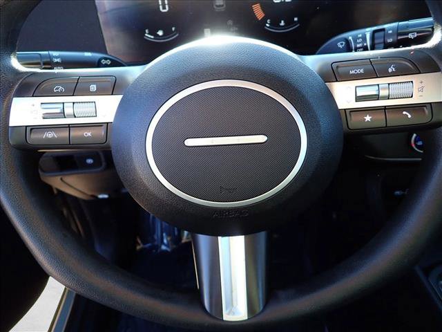 Used 2024 Hyundai Kona SE image 14