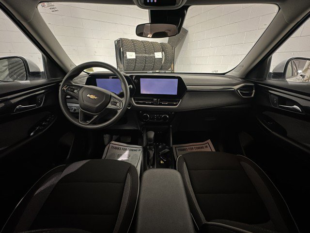 Used 2025 Chevrolet TrailBlazer LT image 15