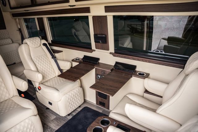 Used 2023 Mercedes-Benz Sprinter 3500 image 22