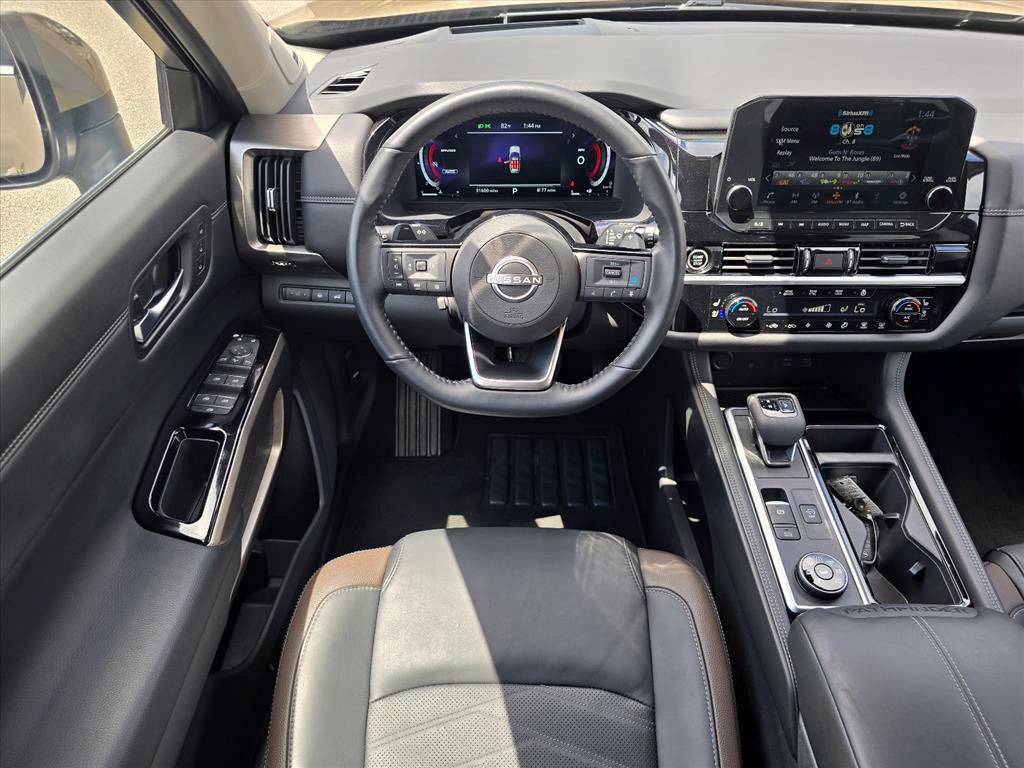 Used 2024 Nissan Pathfinder Platinum w/ Cargo Package AWD/4WD image 3