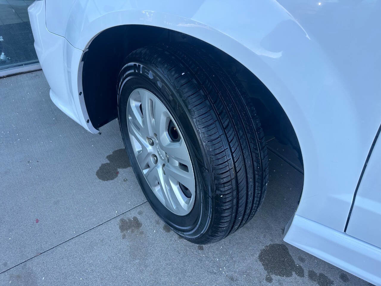 Used 2017 Dodge Grand Caravan SE w/ Power Window Group image 41