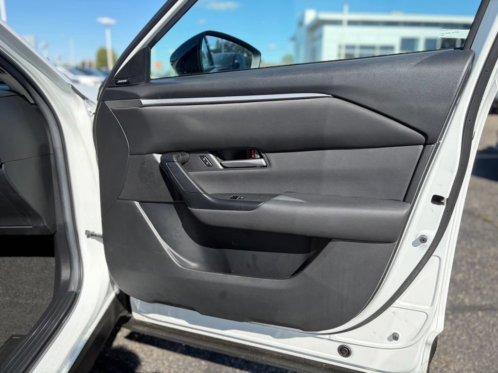 Used 2025 MAZDA CX-50 AWD 2.5 S w/ Premium Package image 16