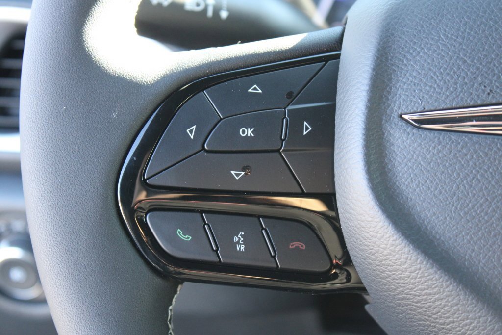 New 2026 Chrysler Pacifica Select w/ S Appearance Package image 13