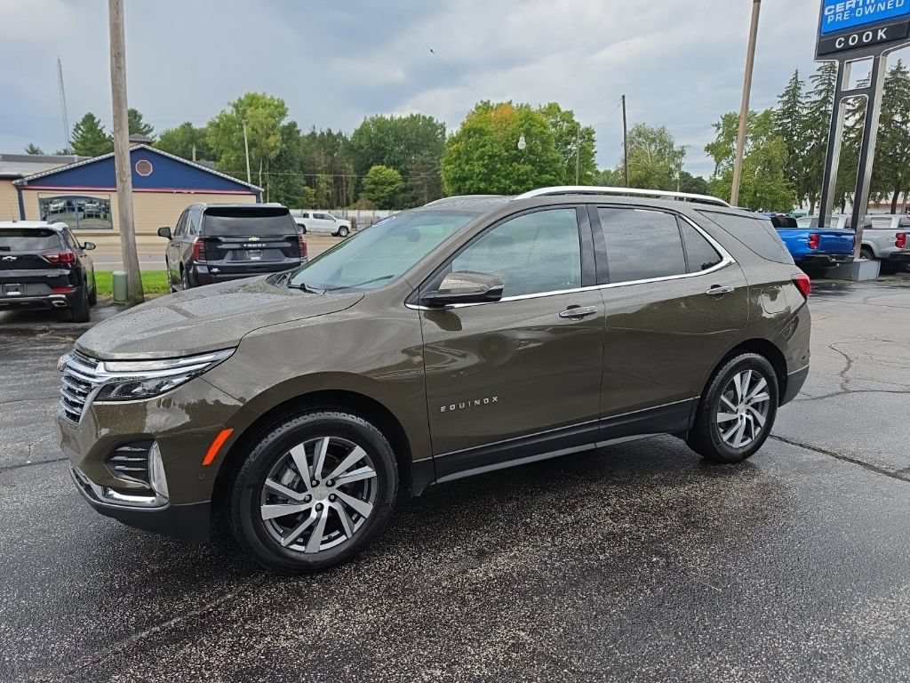 Certified 2024 Chevrolet Equinox Premier AWD/4WD image 3