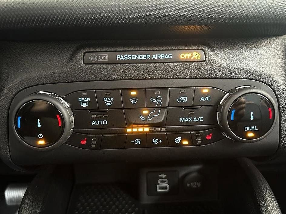 Used 2024 Ford Bronco Sport Outer Banks AWD/4WD image 17