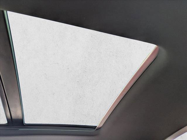 Used 2016 Porsche Macan S image 19