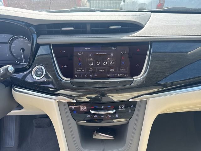 Used 2023 Cadillac XT6 Premium Luxury image 12