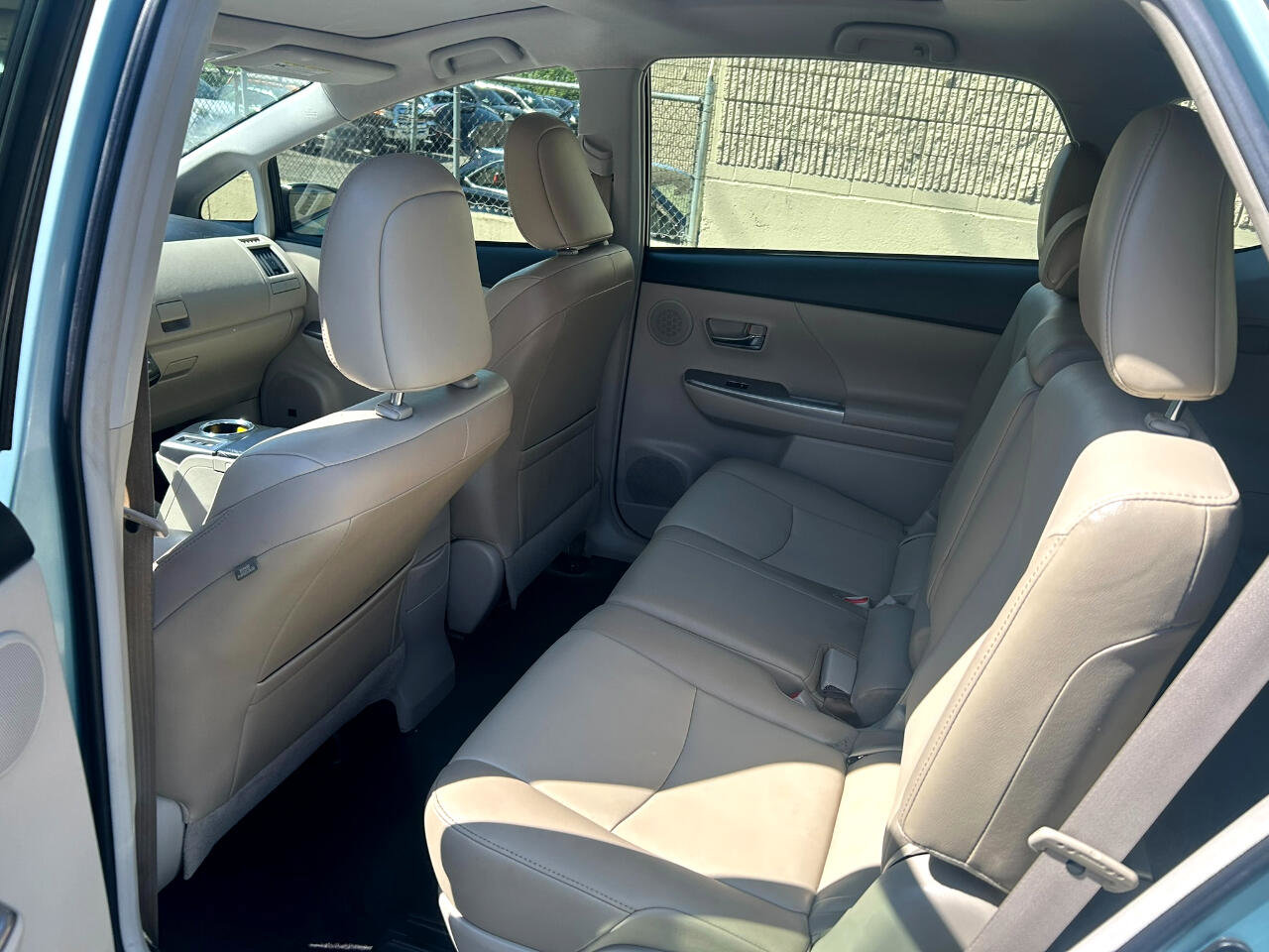 Used 2015 Toyota Prius V Five image 12