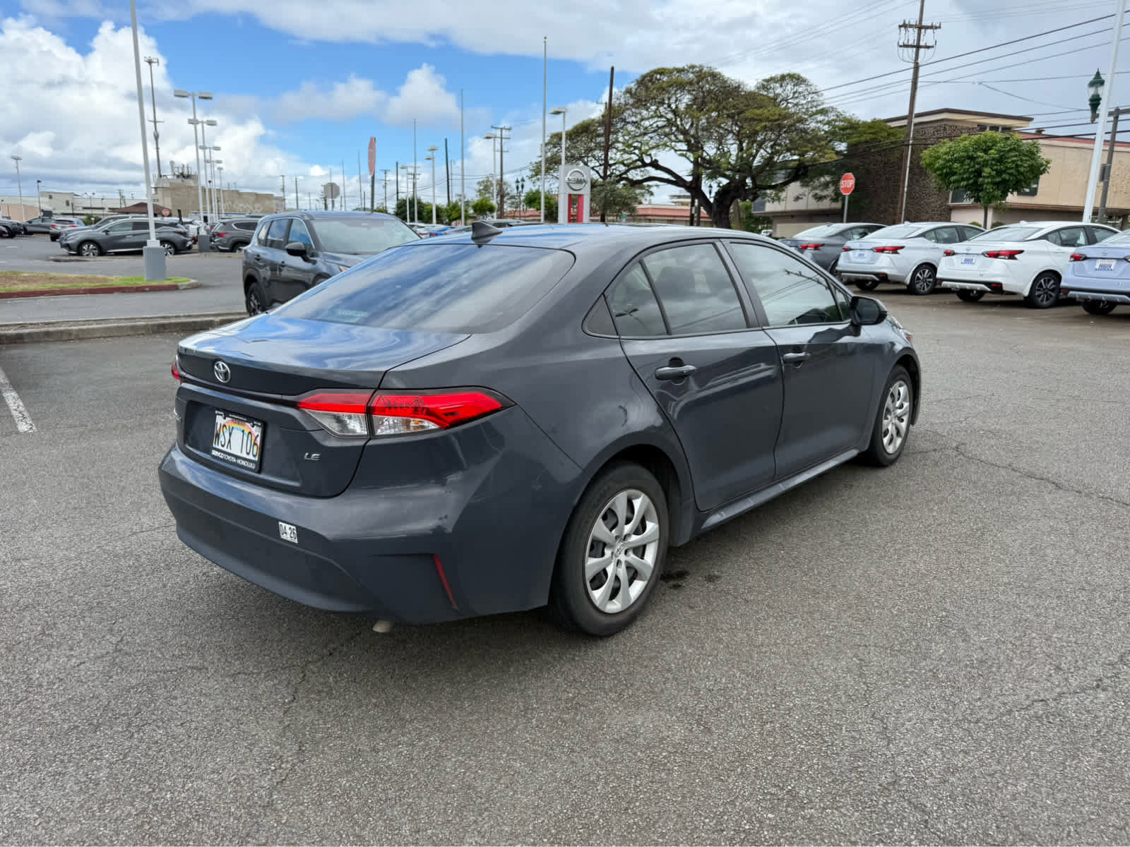 Used 2023 Toyota Corolla LE FWD image 3
