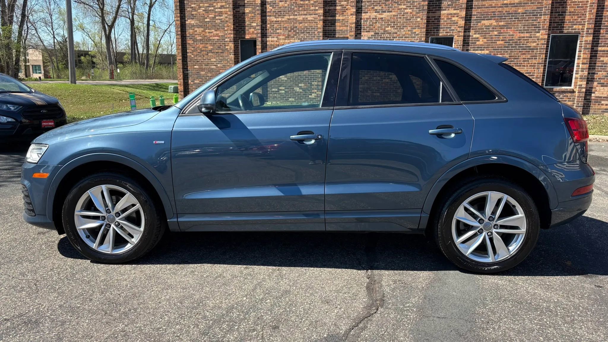 Used 2018 Audi Q3 2.0T Premium w/ Convenience Package AWD/4WD image 5